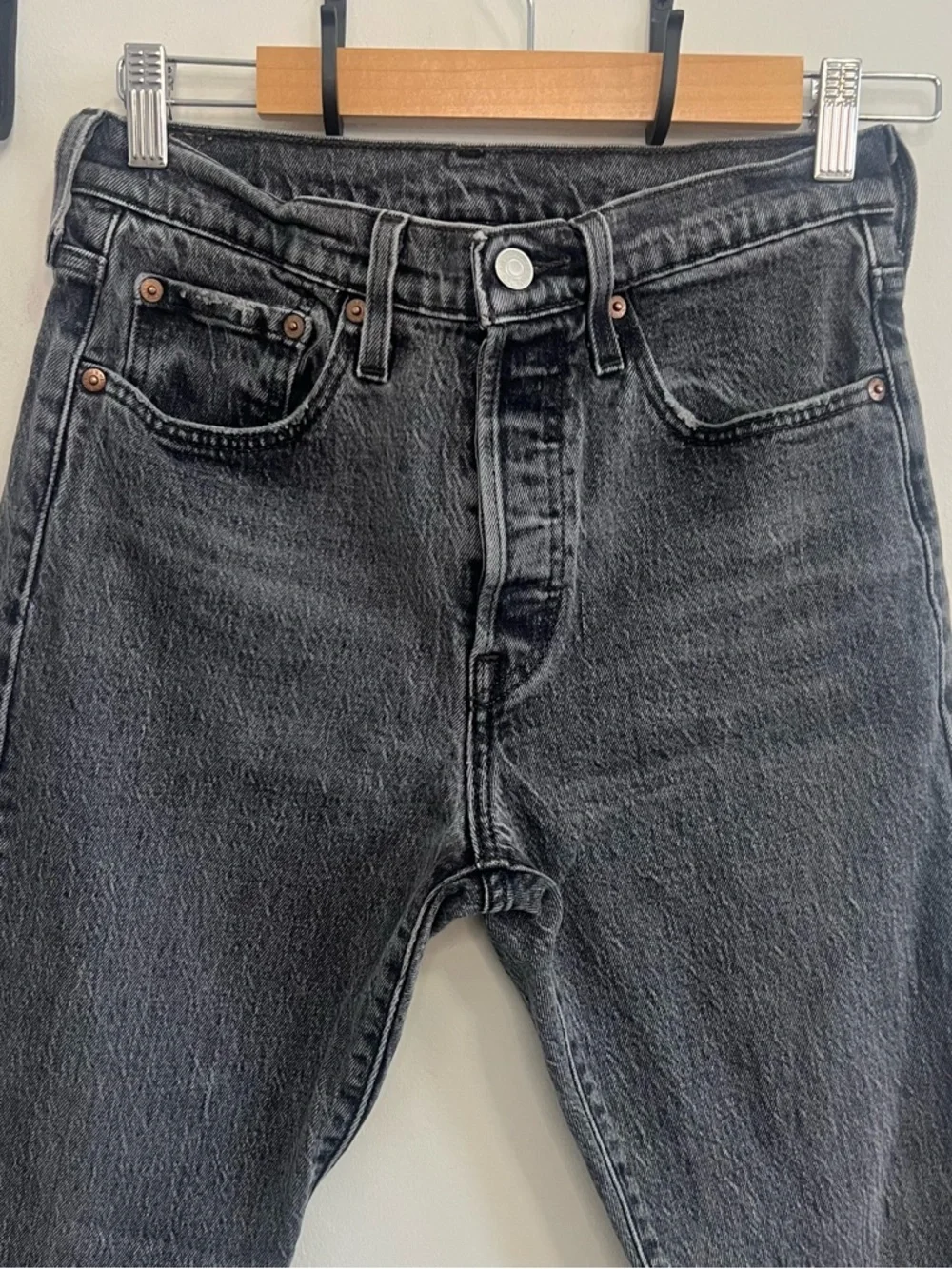 Levis classic high